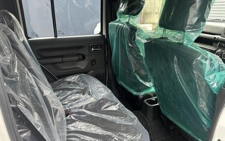 Suzuki Jimny, 2025 год, 2 300 000 рублей, 16 фотография