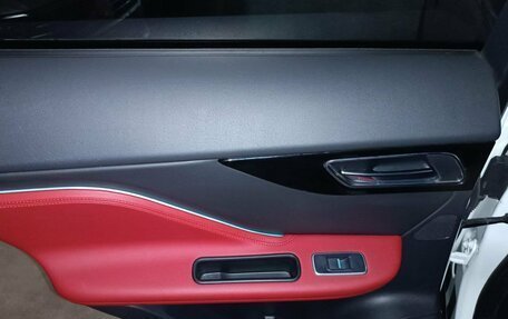 Jaguar F-Pace, 2016 год, 2 850 000 рублей, 27 фотография