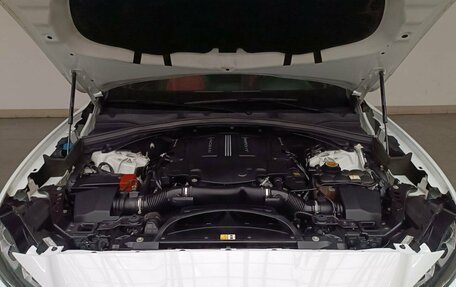 Jaguar F-Pace, 2016 год, 2 850 000 рублей, 30 фотография