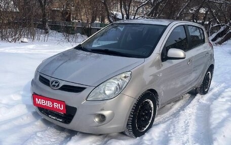 Hyundai i20 IB рестайлинг, 2010 год, 595 000 рублей, 3 фотография