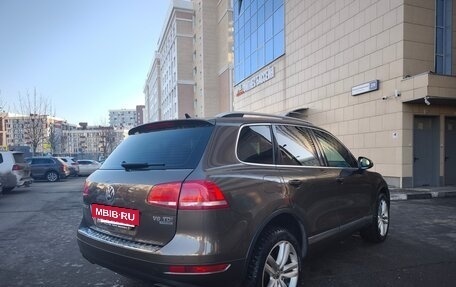 Volkswagen Touareg III, 2012 год, 1 985 000 рублей, 6 фотография