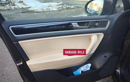 Volkswagen Touareg III, 2012 год, 1 985 000 рублей, 15 фотография