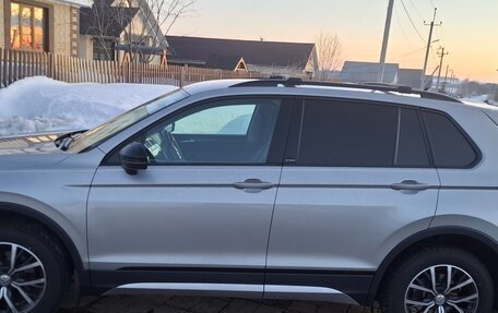 Volkswagen Tiguan II, 2019 год, 2 280 000 рублей, 4 фотография