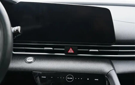 Hyundai Elantra, 2022 год, 1 190 000 рублей, 13 фотография