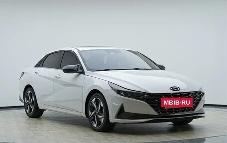 Hyundai Elantra, 2022 год, 1 190 000 рублей, 3 фотография