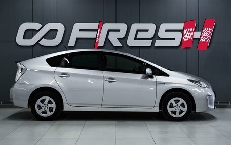 Toyota Prius, 2012 год, 1 199 000 рублей, 5 фотография