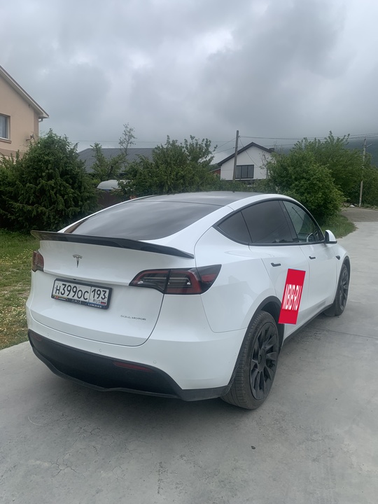 Tesla Model Y I, 2021 год, 4 400 000 рублей, 6 фотография