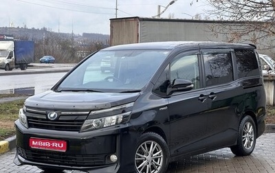 Toyota Voxy III, 2014 год, 1 680 000 рублей, 1 фотография