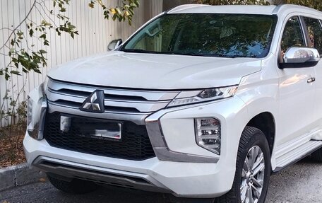 Mitsubishi Pajero Sport III рестайлинг, 2021 год, 4 500 000 рублей, 1 фотография