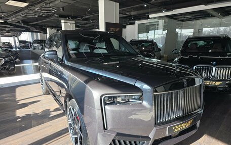 Rolls-Royce Cullinan, 2026 год, 72 000 000 рублей, 2 фотография