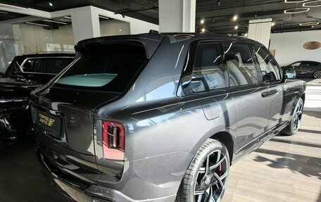 Rolls-Royce Cullinan, 2026 год, 72 000 000 рублей, 3 фотография