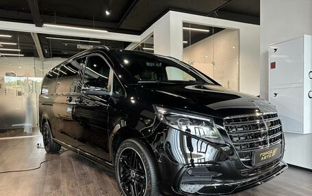 Mercedes-Benz V-Класс, 2025 год, 14 200 000 рублей, 32 фотография