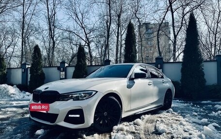 BMW 3 серия, 2019 год, 3 299 700 рублей, 19 фотография