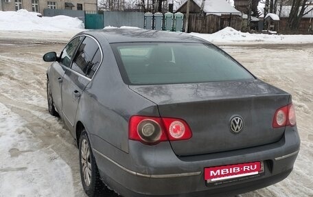 Volkswagen Passat B6, 2006 год, 650 000 рублей, 4 фотография
