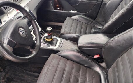 Volkswagen Passat B6, 2006 год, 650 000 рублей, 10 фотография