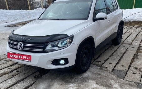 Volkswagen Tiguan I, 2012 год, 1 390 000 рублей, 2 фотография