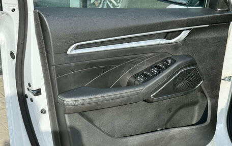 Geely Emgrand, 2024 год, 1 755 000 рублей, 9 фотография