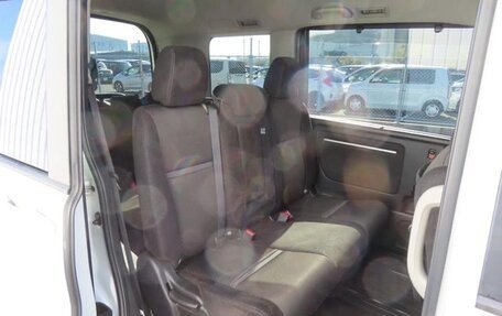 Honda Stepwgn IV, 2021 год, 1 950 000 рублей, 8 фотография