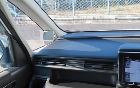 Honda Stepwgn IV, 2021 год, 1 950 000 рублей, 17 фотография