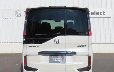 Honda Stepwgn IV, 2021 год, 1 950 000 рублей, 24 фотография