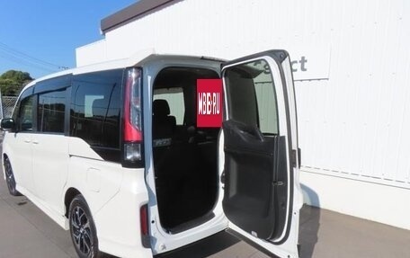 Honda Stepwgn IV, 2021 год, 1 950 000 рублей, 22 фотография