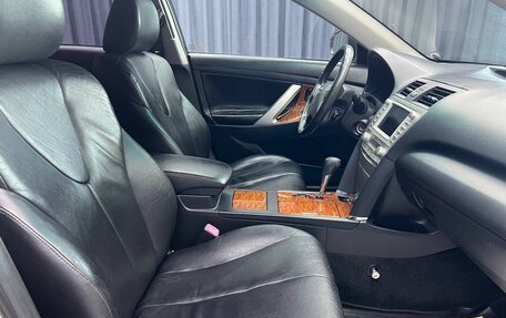 Toyota Camry, 2010 год, 1 520 000 рублей, 30 фотография