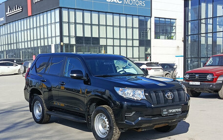 Toyota Land Cruiser Prado 150 рестайлинг 2, 2018 год, 5 050 000 рублей, 3 фотография