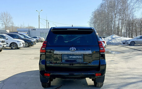 Toyota Land Cruiser Prado 150 рестайлинг 2, 2018 год, 5 050 000 рублей, 7 фотография