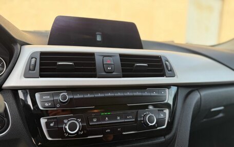 BMW 3 серия, 2019 год, 2 320 000 рублей, 10 фотография