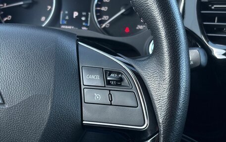 Mitsubishi Outlander III рестайлинг 3, 2018 год, 2 380 000 рублей, 21 фотография