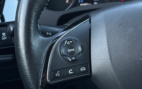 Mitsubishi Outlander III рестайлинг 3, 2018 год, 2 380 000 рублей, 20 фотография