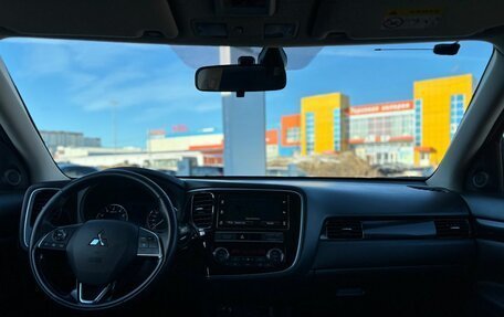 Mitsubishi Outlander III рестайлинг 3, 2018 год, 2 380 000 рублей, 31 фотография