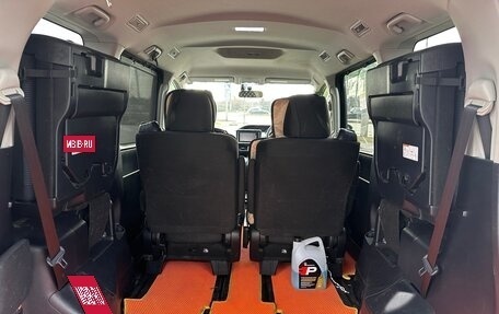 Toyota Voxy III, 2014 год, 1 680 000 рублей, 23 фотография