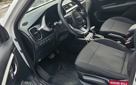 KIA Rio IV, 2022 год, 1 780 000 рублей, 8 фотография