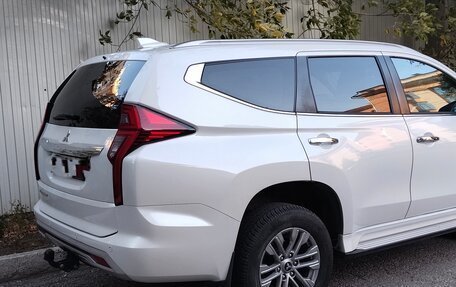 Mitsubishi Pajero Sport III рестайлинг, 2021 год, 4 500 000 рублей, 3 фотография