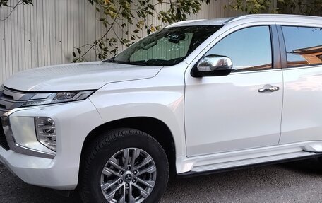 Mitsubishi Pajero Sport III рестайлинг, 2021 год, 4 500 000 рублей, 16 фотография