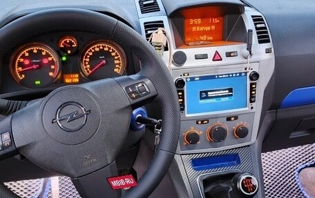 Opel Zafira B, 2011 год, 695 000 рублей, 15 фотография