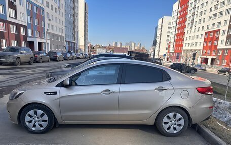 KIA Rio III рестайлинг, 2015 год, 1 000 000 рублей, 2 фотография