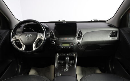 Hyundai ix35 I рестайлинг, 2013 год, 1 799 000 рублей, 10 фотография