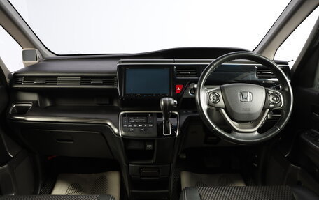 Honda Stepwgn IV, 2015 год, 2 079 000 рублей, 11 фотография