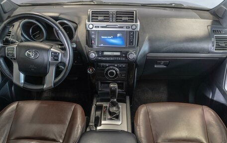 Toyota Land Cruiser Prado 150 рестайлинг 2, 2016 год, 3 150 000 рублей, 9 фотография