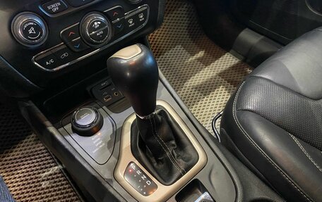 Jeep Cherokee, 2014 год, 1 625 000 рублей, 16 фотография