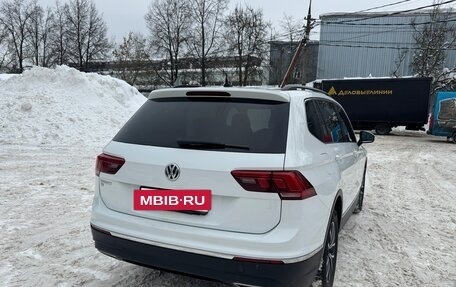 Volkswagen Tiguan II, 2019 год, 2 350 000 рублей, 9 фотография