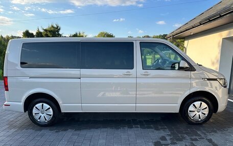 Volkswagen Transporter T6 рестайлинг, 2022 год, 2 790 000 рублей, 6 фотография