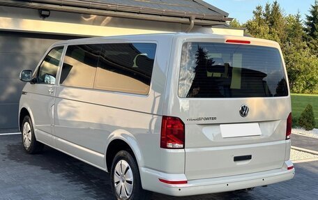 Volkswagen Transporter T6 рестайлинг, 2022 год, 2 790 000 рублей, 5 фотография