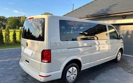 Volkswagen Transporter T6 рестайлинг, 2022 год, 2 790 000 рублей, 10 фотография