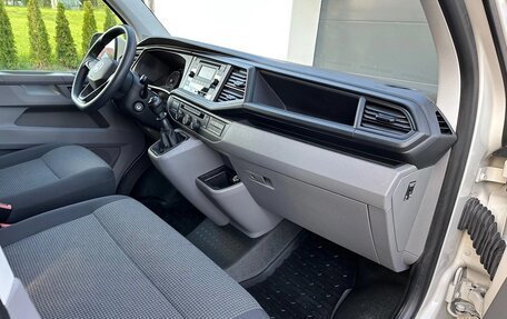 Volkswagen Transporter T6 рестайлинг, 2022 год, 2 790 000 рублей, 18 фотография
