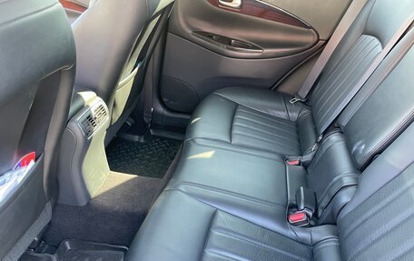 Infiniti QX50 I рестайлинг, 2017 год, 2 450 000 рублей, 10 фотография