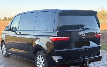 Volkswagen Multivan, 2023 год, 5 000 000 рублей, 4 фотография