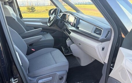 Volkswagen Multivan, 2023 год, 5 000 000 рублей, 13 фотография